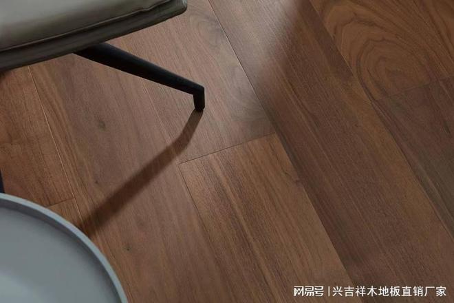 纯三层木地板生产厂家(图3)