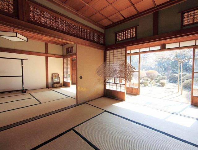 为何日本房子都铺木板？听当地人说完才明白其中的奥秘(图4)