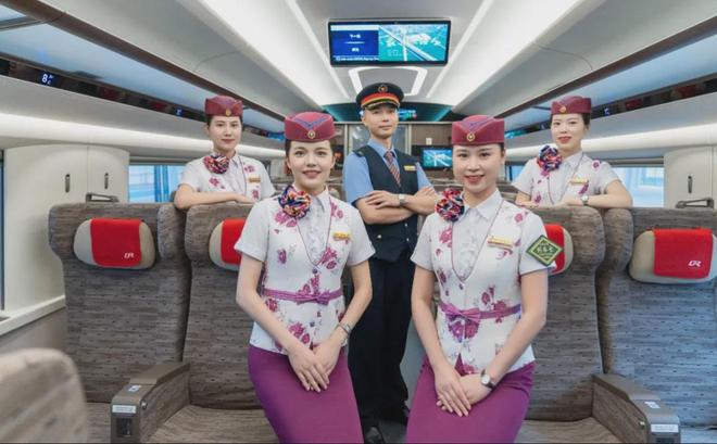 中国铁路成都局集团有限公司2025年度招聘高校毕业生公告（一）(图1)