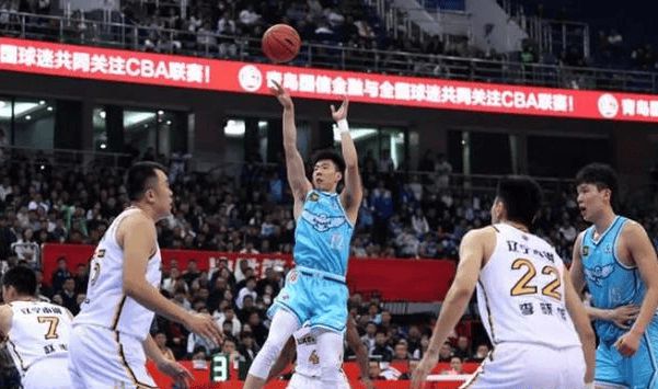辽篮输青岛谁最该背锅？踢走两大功勋输8数据两人难辞其咎(图1)