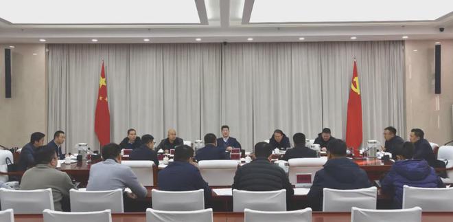甘南州政府与兰新铁路甘青公司工作对接座谈会召开杨武主持唐文国出席(图1)