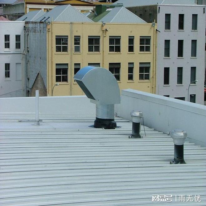 环氧导静电防腐涂料灰色卷材和涂料的优势互补。(图2)