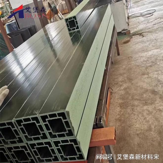 聚乙烯塑料枕木：防潮防腐的新型工程材料(图1)