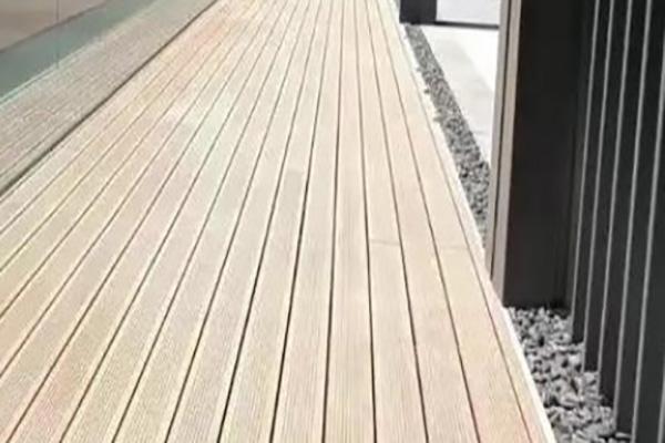 揭秘！如何挑选高品质防腐木打造耐用家居(图1)