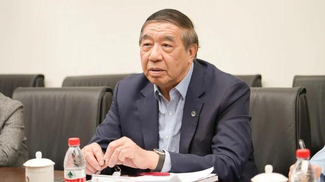 中国建筑防水协会秘书长朱冬青一行赴东方雨虹参观交流(图4)