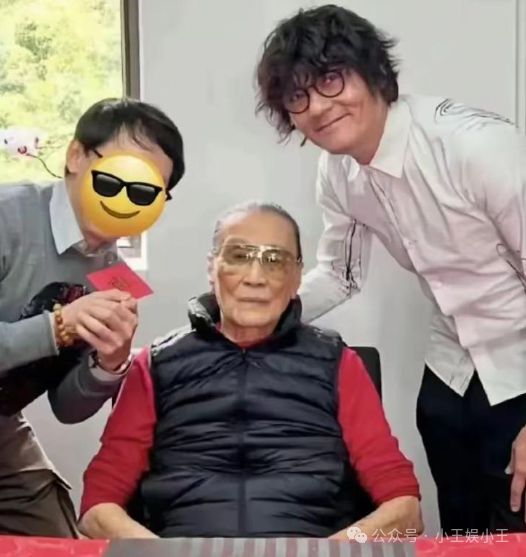 离婚30年后谢贤狄波拉境遇完全不同由两点原因造成(图2)