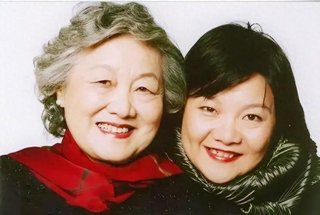 08年章含之逝世临终前留下遗言洪晃因何说:妈妈是个聪明人?(图1)