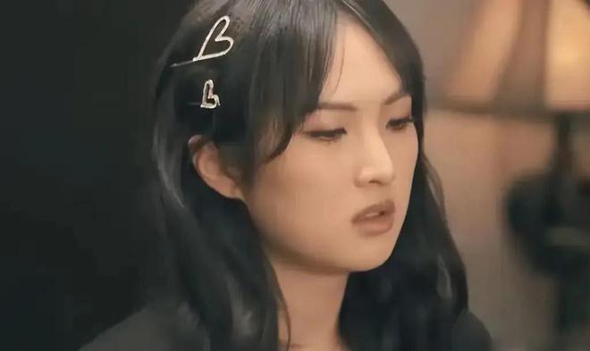 孟晚舟30多年前为华为代言广告出镜青涩害羞很可爱！(图15)