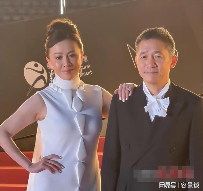金像奖之夜：戴墨镜的古天乐和郭富城败给了一位50岁的过气明星(图6)