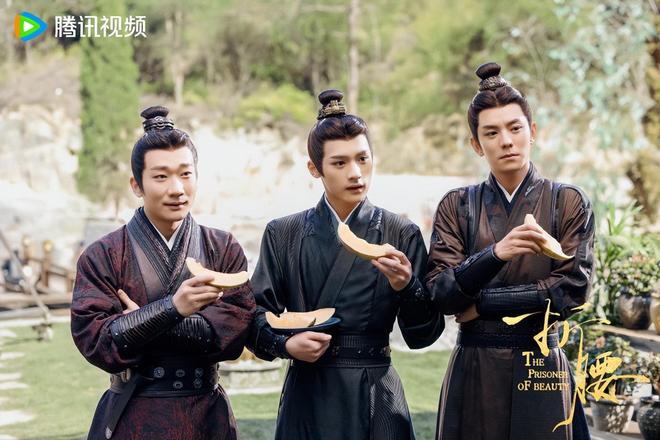 《折腰》12位男演员身材高伟光第3刘宇宁第2第1太牛了(图14)
