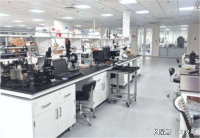 白乳胶聚醋酸乙烯粘合剂成分配方含量化验室(图1)
