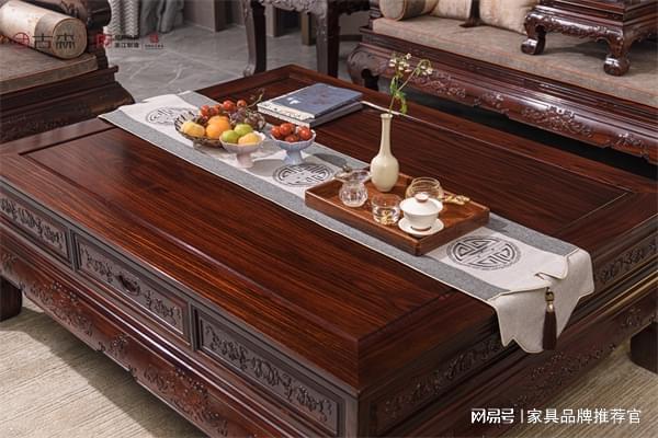 红酸枝精品红木家具企业·古森红木：严苛选材铸就精品家具(图3)