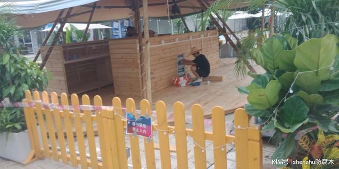 广东露台防腐木免费测量_专业施工厂家方案定制-深筑防腐木工程(图3)